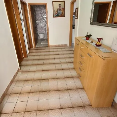Apartment Suco *