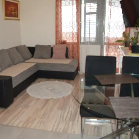Suco Apartman *