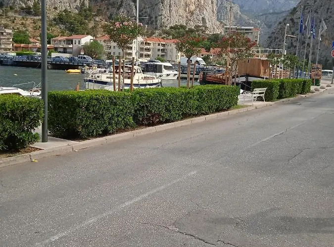 Suco Apartamento Čelina